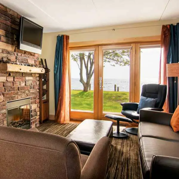 EBS lodging pic 1
