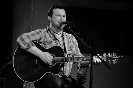 Acoustic Night at Moguls Grille & Taproom