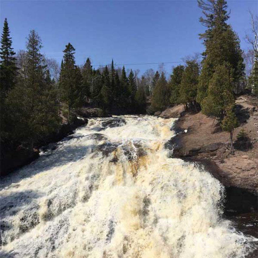 cross-river-falls-from-hwy61 cross river falls schroeder mn from hwy 61
